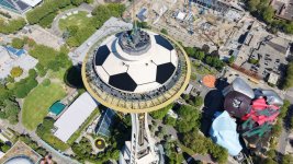 Space Needle 2.jpg Space Needle 2.jpg