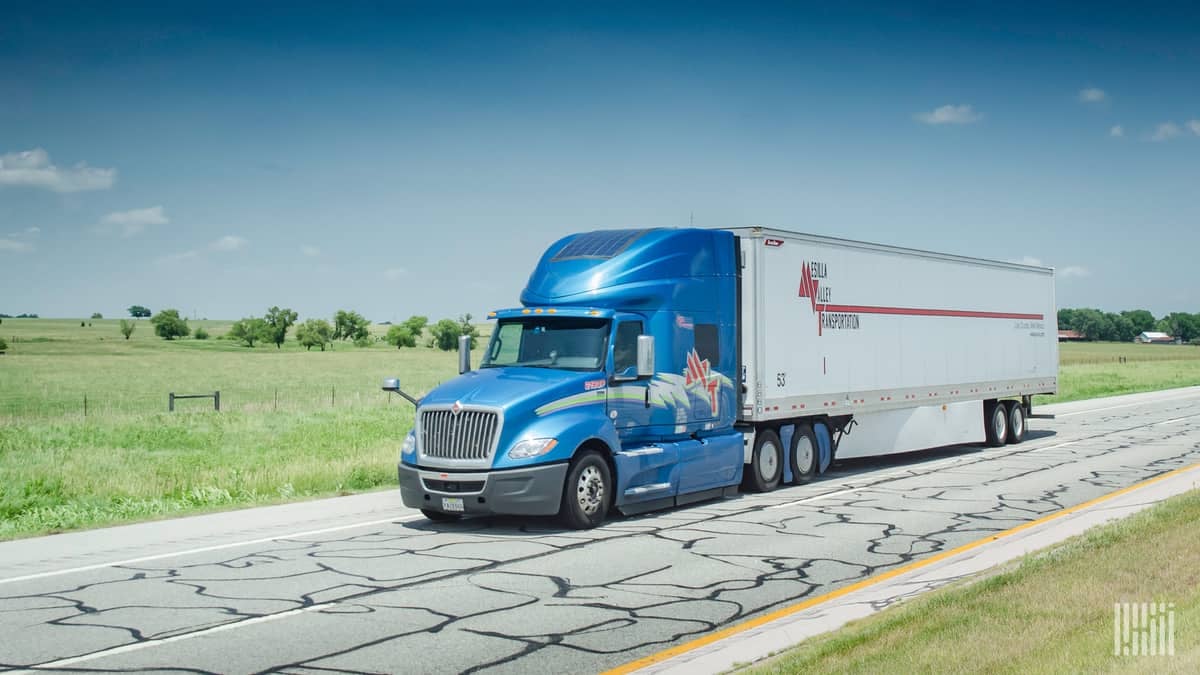 www.freightwaves.com