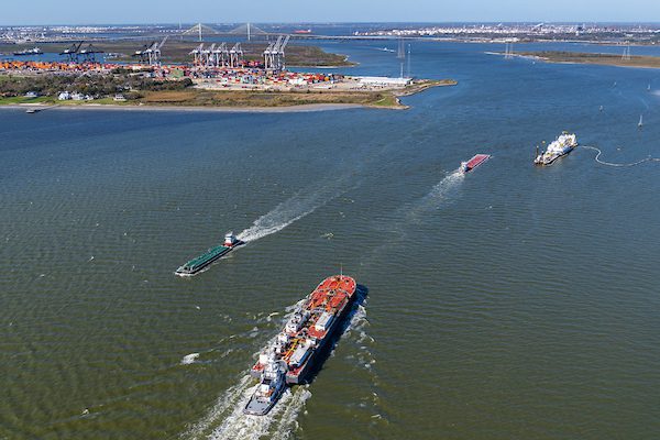 maritime-executive.com