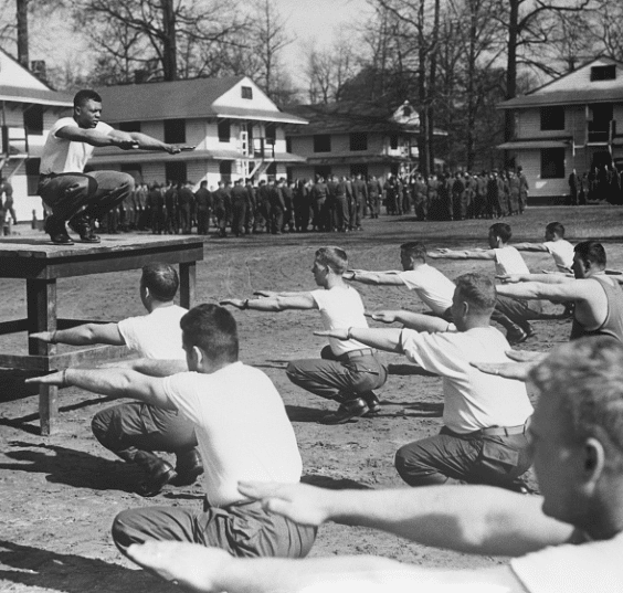 www.artofmanliness.com