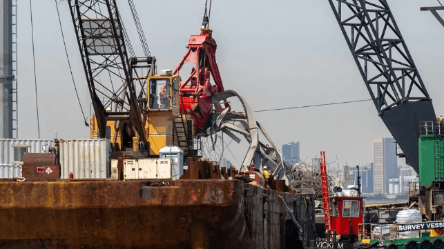 maritime-executive.com